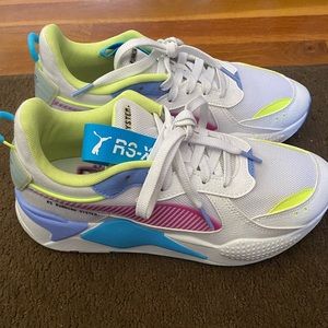 Woman’s Puma RS-X
